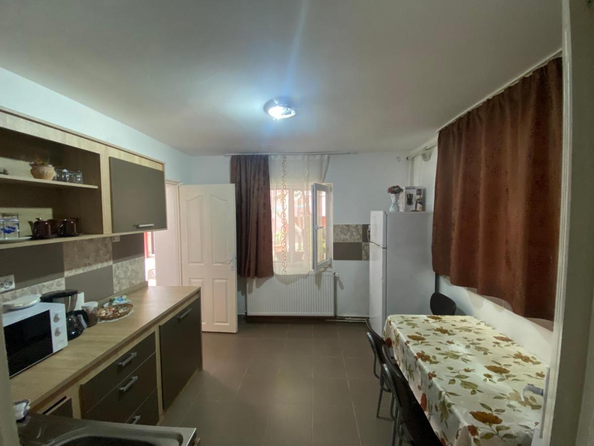 Ardelean Apartment ออราแด ภายนอก รูปภาพ